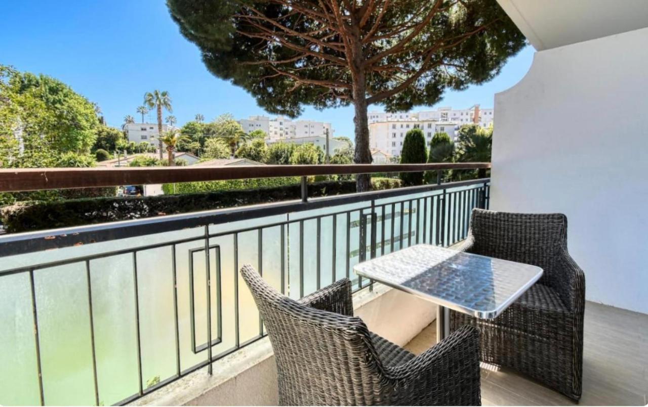 Superbe Studio Lumineux Sur Cannes Avec Terrasse ! A Quelques Minutes De La Celebre Rue D'Antibes ! Exterior foto
