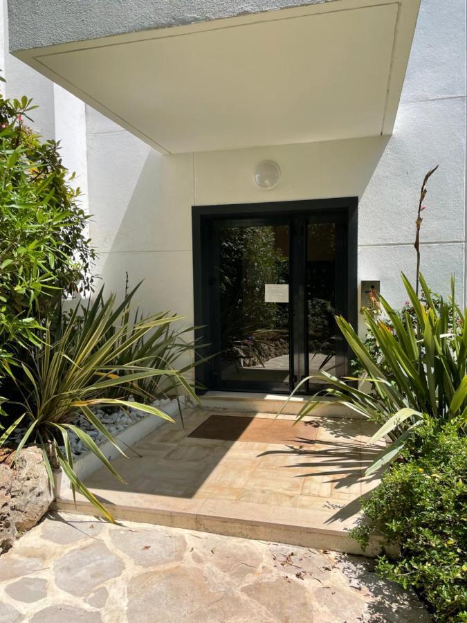 Superbe Studio Lumineux Sur Cannes Avec Terrasse ! A Quelques Minutes De La Celebre Rue D'Antibes ! Exterior foto